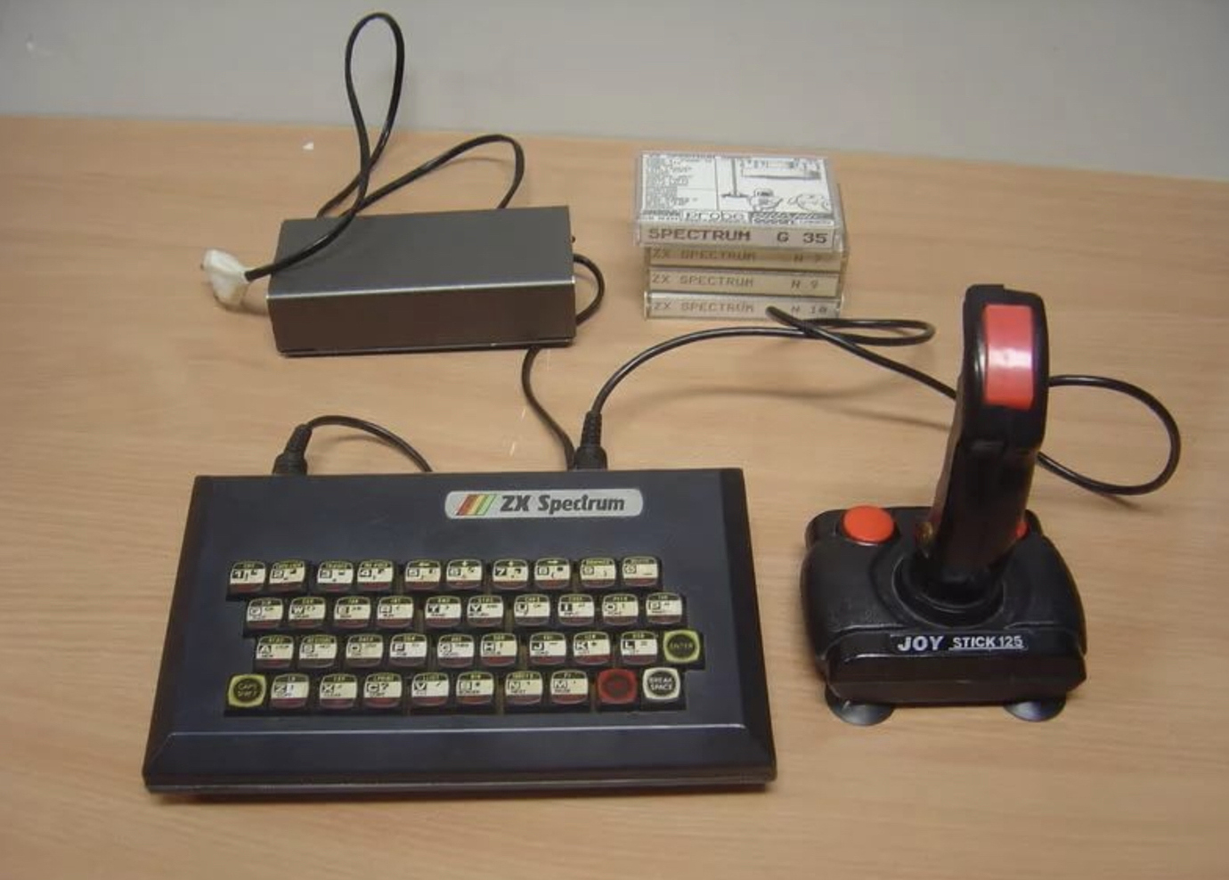 Спектрум 5. ZX Spectrum 48. Игровая приставка ZX Spectrum. ZX Spectrum 48k. Компьютер Спектрум ZX.