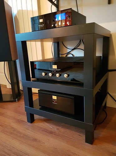 50493302_10216848241092531_5744216366932557824_o