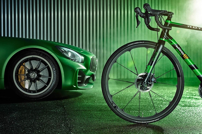 Rotwild-x-Mercedes-AMG-R-S2_Beast-of-the-Green-Hell-limited-edition_lightweight-carbon-disc-brake-road-bike_15mm-thru-axle-Crankbrothers-front-wheel