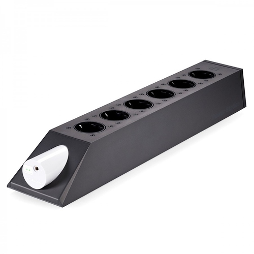 ifi-audio-power-station-power-strip-6-schuko-sockets-with-active-noise-cancellation
