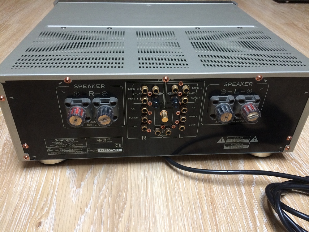 Автомобильный усилитель pioneer