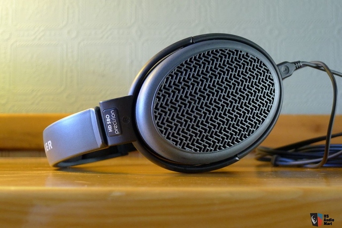 662009-sennheiser_hd580_headphones