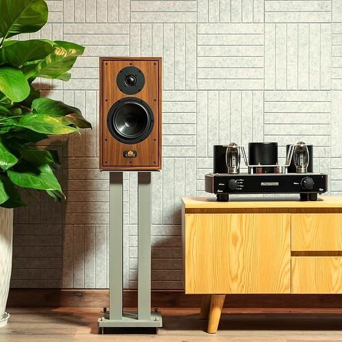 castle.speakers_3798336279608964844