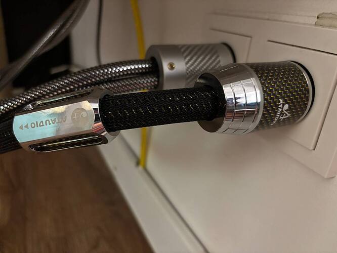 photo_2025-11-24_09-26-36