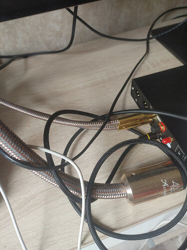 17612112649776002309873744028680