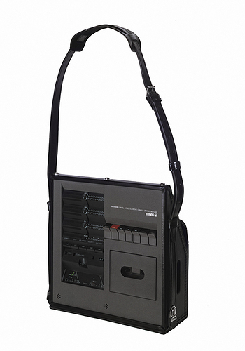 1975_TC800GL-CASSETTE-DECK-by-Yamaha_005-©-Mario-Bellini-Archive