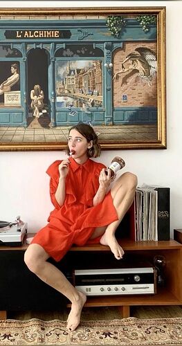 Tessa Ía