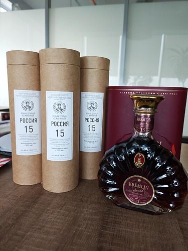 1748868779497748047495615296995