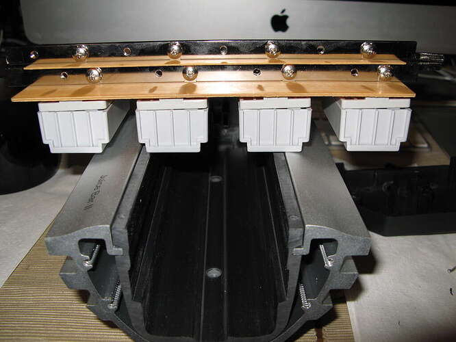 43126D0C-5C53-4F9C-B35C-92D2148E99E3_1_105_c