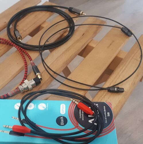 Screenshot 2025-10-31 at 12-41-10 Кабели разные. Межблоки цифровые акустические - Продам _ Кабели - DA Stereo