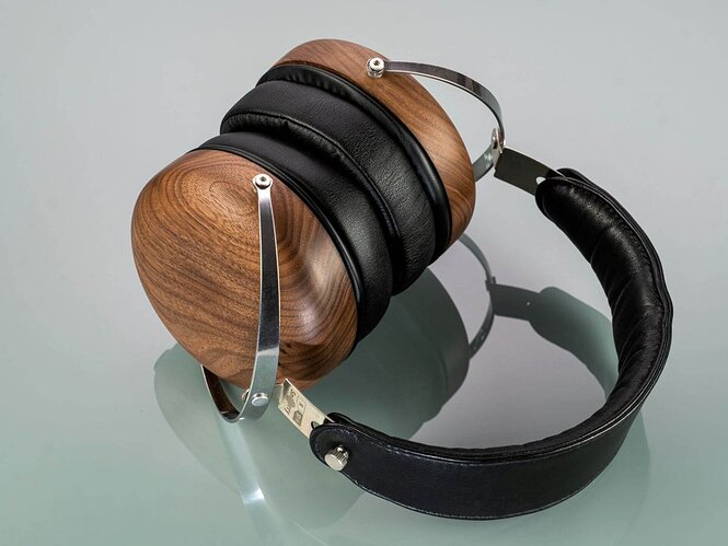 planar_headphones_si-5-3.jpg.5f4309f6b85f226db2fd823d0de11df3