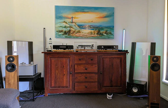 room0406.thumb.jpg.314ae23086f651ebee6eec2b70a1b444