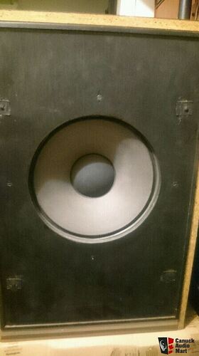 1688979-8a1ee30f-tannoy-lockwood-academy-one-w-hpd-385-15-loud-speakers-monitors