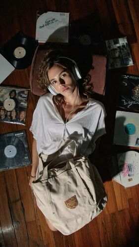 82d981e0aa61f5ec92a1ed1a7b3685e1