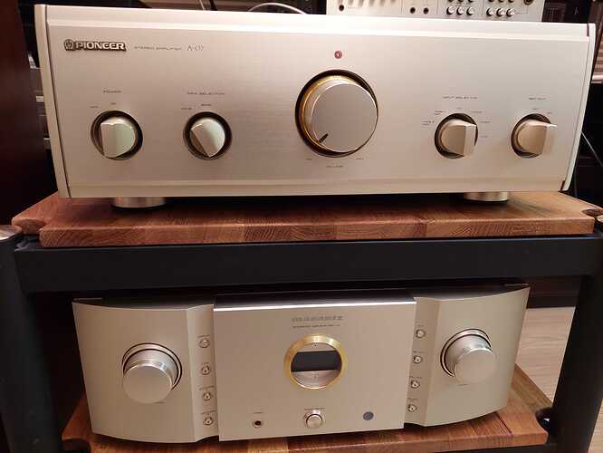 Pioneer A07_Maranthz PM11s1