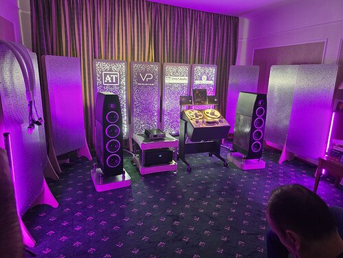 photo_9_2025-10-14_10-41-18