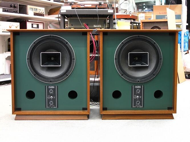 100073627_3061320863947143_6257841799235108864_n