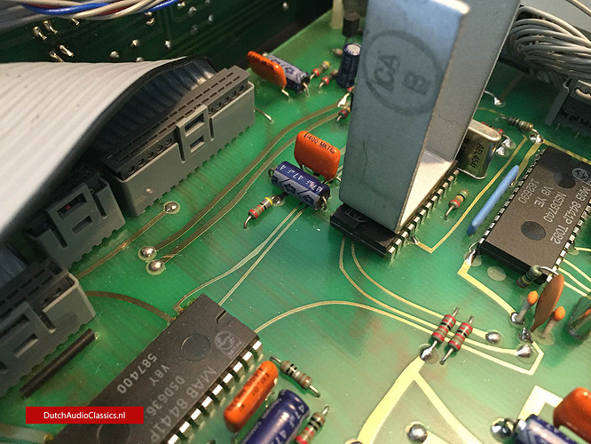 Cambridge-Audio-CD2-039