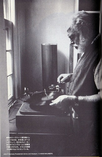 Hemingway loves records