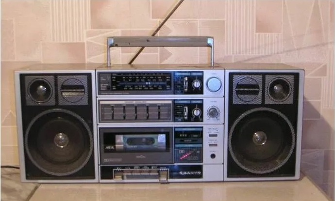 Sanyo C-30