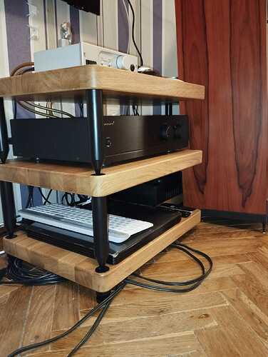 c261f9db-abe5-4d67-910a-cd657fc55e96 2