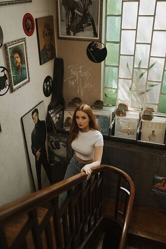 Vintage aesthetic, vynil disc, photoshoot retro