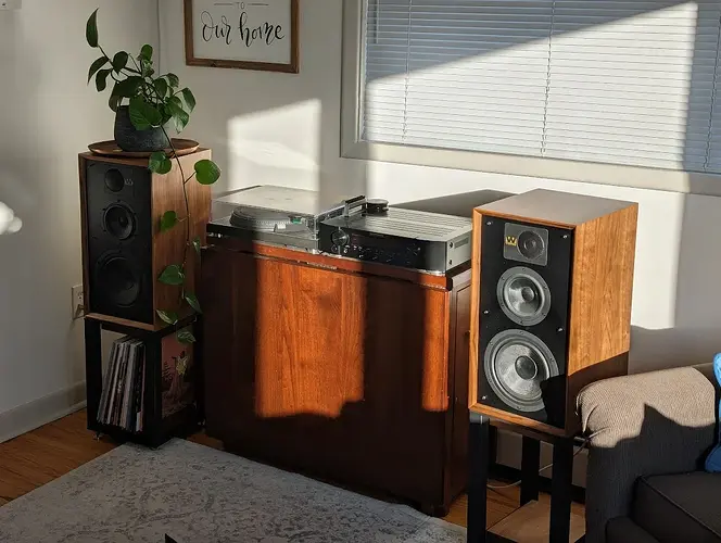 new-speaker-day-wharfedale-super-linton-v0-9gf7fowmwo0g1