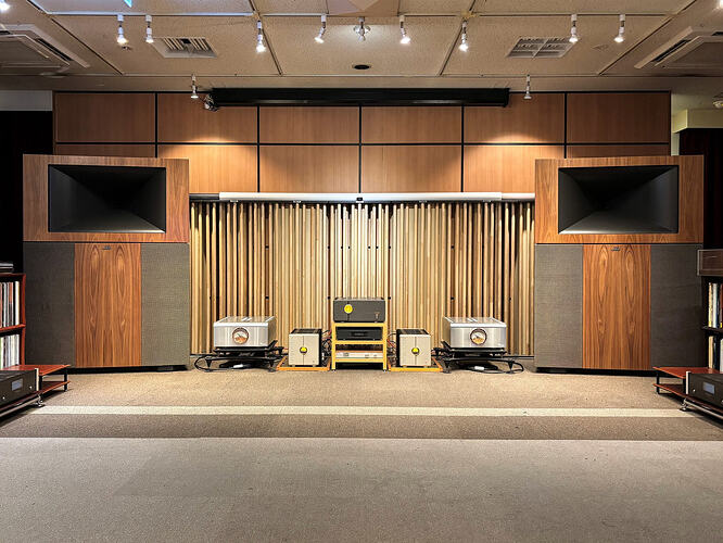 596621635_25748644694739717_3676423648269954234_n