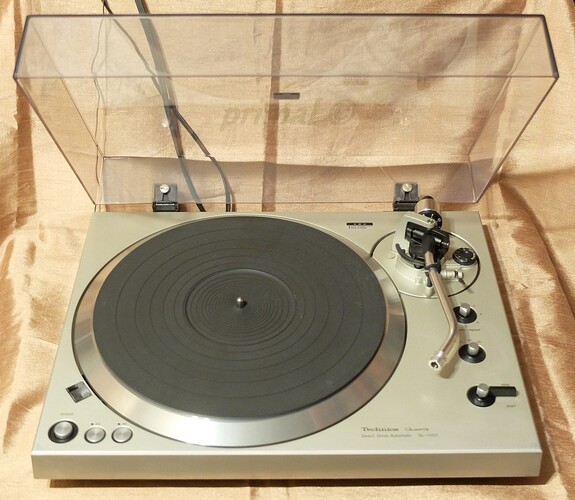 Technics SL-1301 web 01