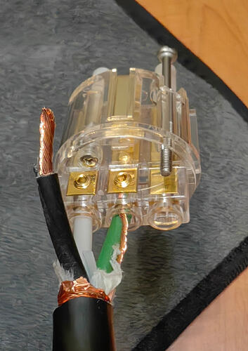 IMG_20251129_214223_edit_9881409463520