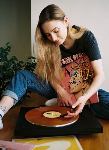jelDY_NNiKU