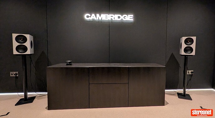Cambridge_Audio_listening
