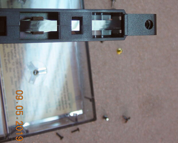 35 TDK MA-XG60N damage tape A-end after fast forward