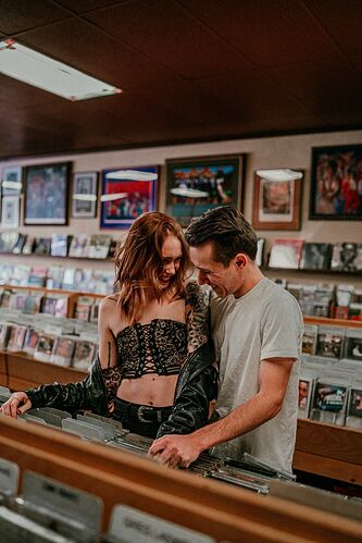Record store couples session_