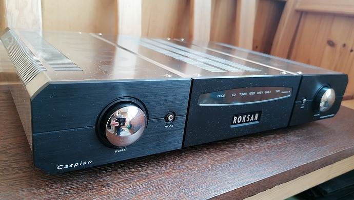 Roksan 01