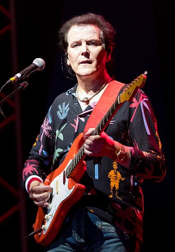 Trevor_Rabin_2018_(cropped)