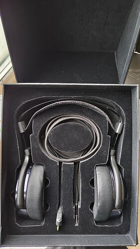 Наушники HiFiMan HE400i 4