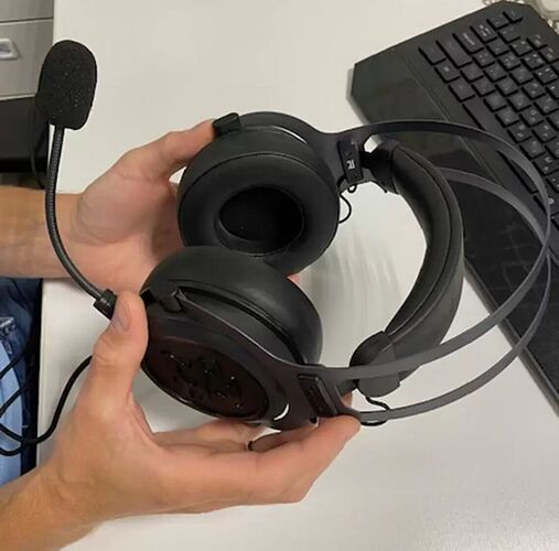 Снимок экрана 2022-06-09 в 0.46.04