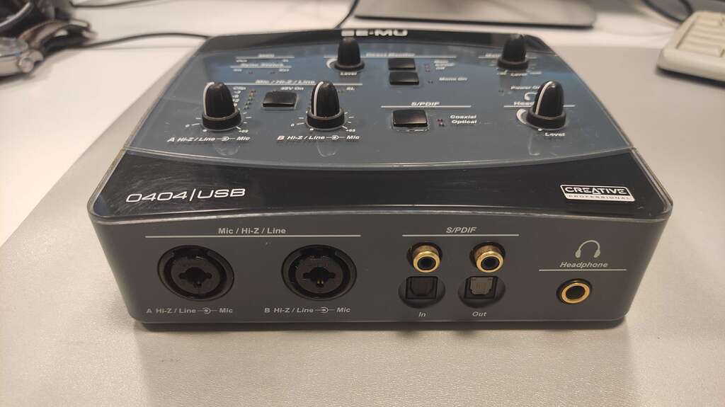 Звуковая карта e mu 0404 usb