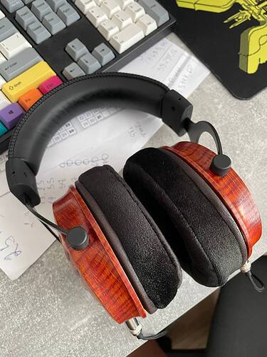 photo_2025-10-12_16-28-32