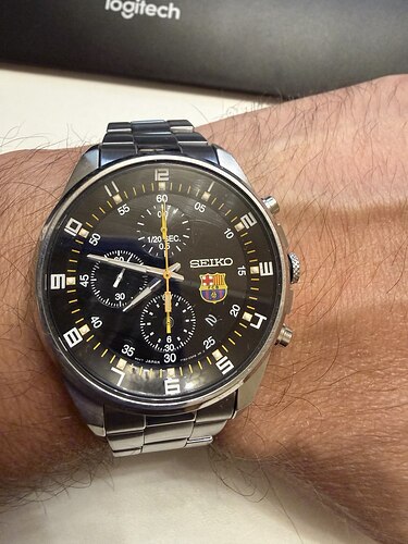 photo_2025-12-03_19-48-00