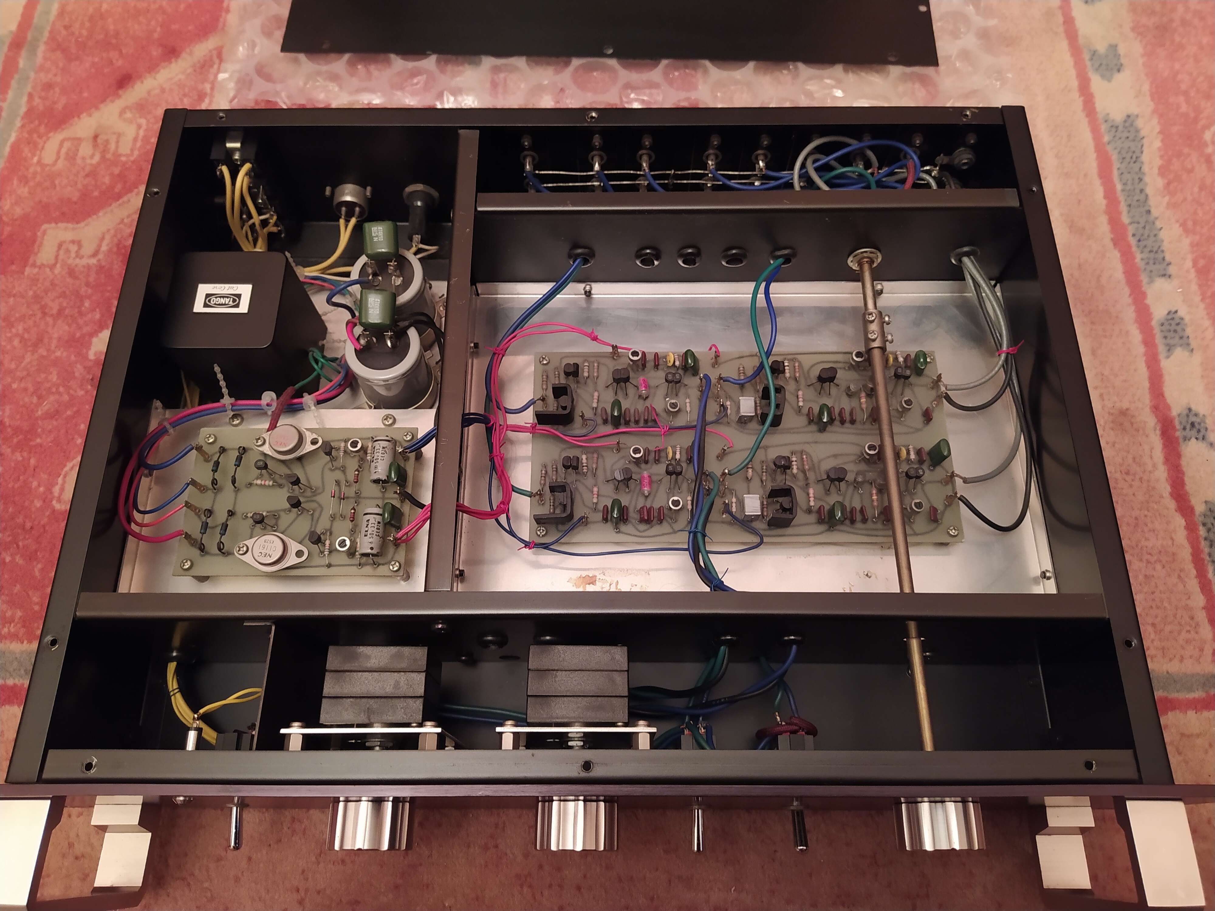 Пред и мощник Sound Explorer EL-880 / SL-880 (Tango, V-Fet Пред и мощник Sound Explorer EL-880 / SL-880 (Tango, V-Fet