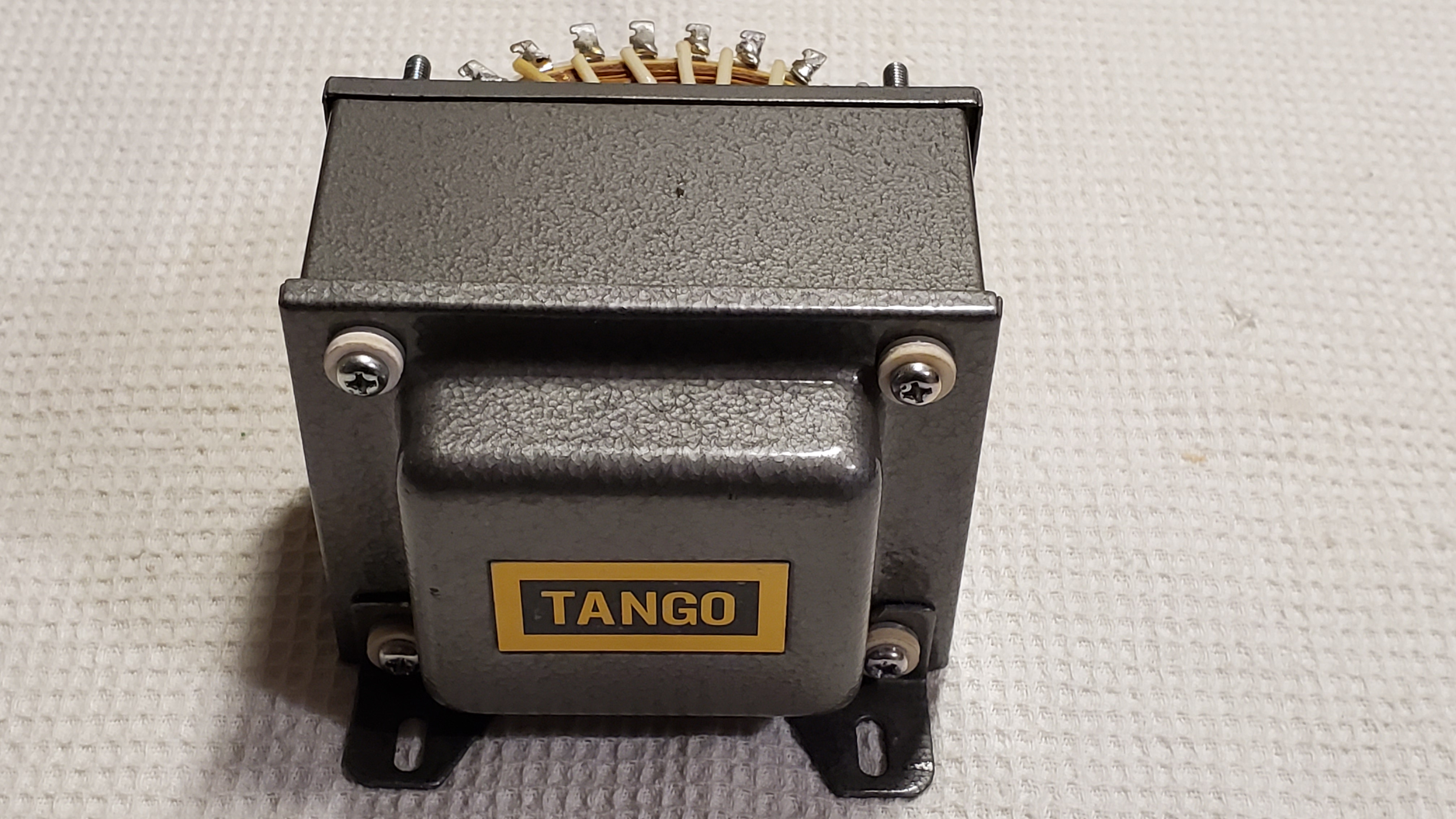 Сетевой трансформатор. Ts 5/5 трансформатор. Трансформатор 27в 40а. Сетевой трансформатор. Трансформатор "ея4.