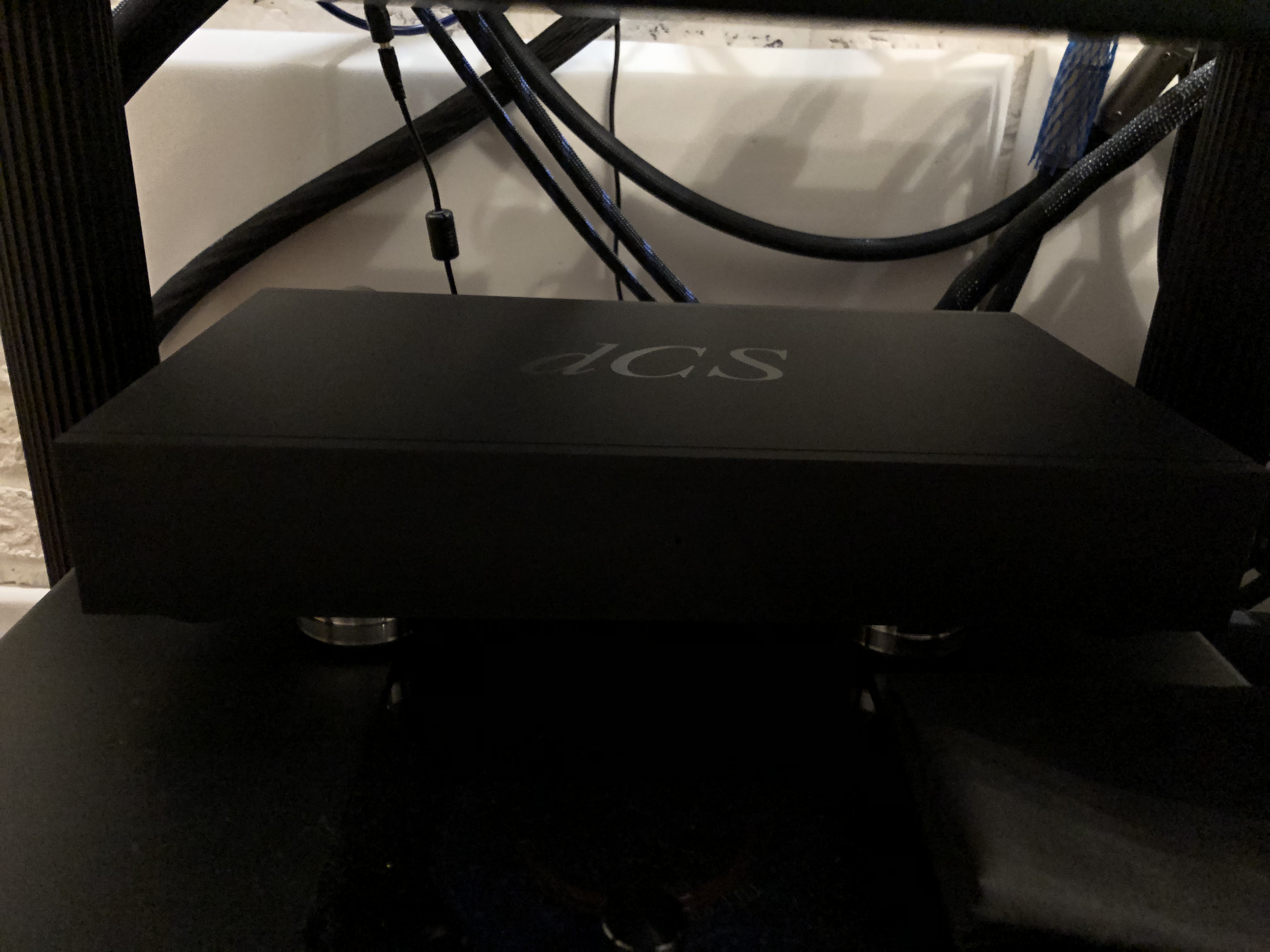 Dc audio 8. Dcs p8i. продать d c. Dmx модуль. платформа itx intel d510mo.