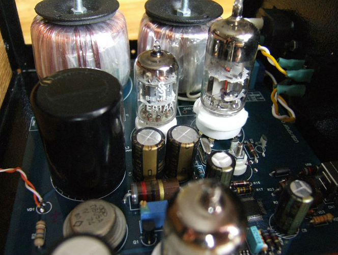 usb-konverter-lampakh-cap-kompyuterom-zvuku-cd-pleer-vneshnim-pitaniem-6-1
