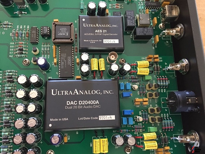 1912564-resolution-audio-quantum-dac-ultra-analog