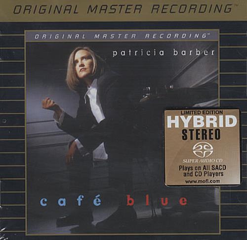PATRICIA_BARBER_CAFE+BLUE-385564