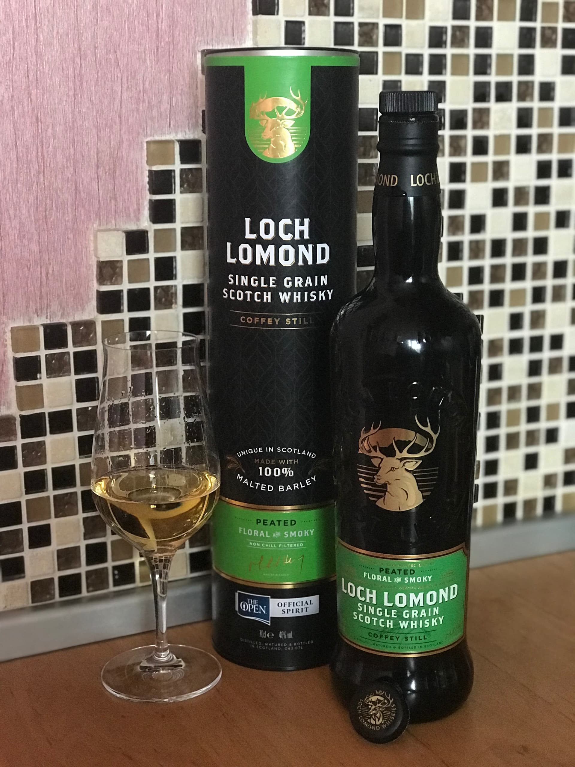 Loch lomond aged 12 years single malt 46% 0,7л (к/кор). виски loch lomond single grain peated. 0,7 л. виски лох ломонд сингл грейн. виски лох ломонд сингл грейн.