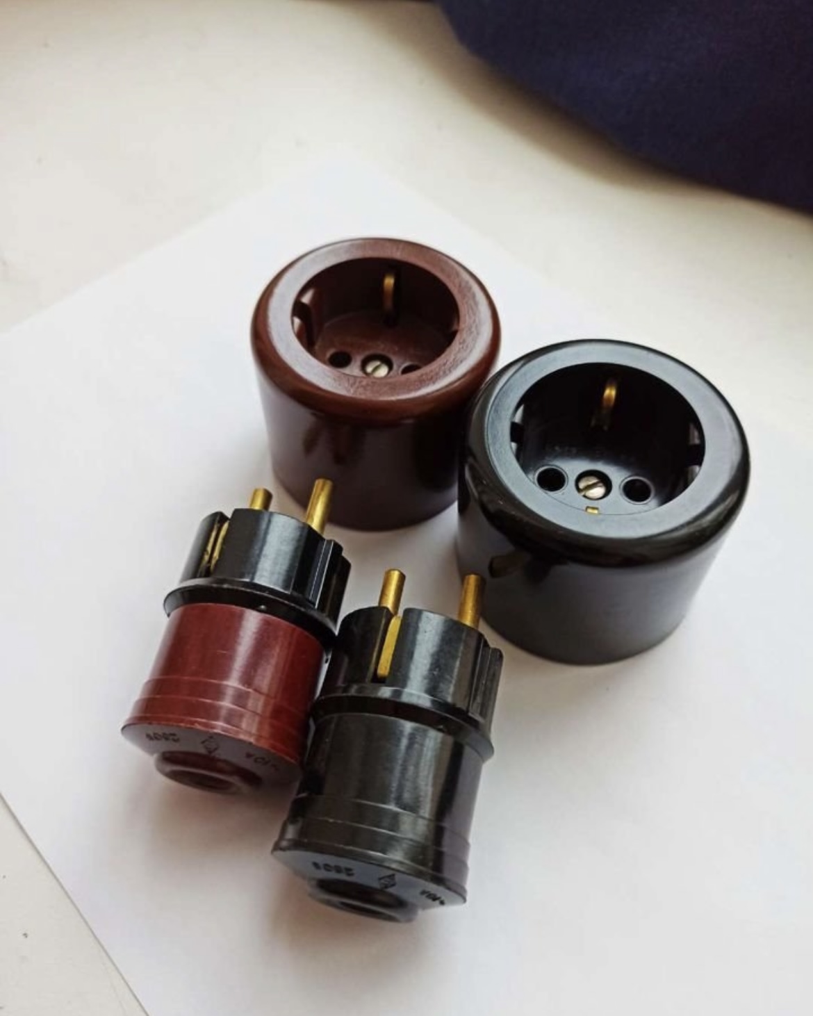 Замена розетки ссср на новую