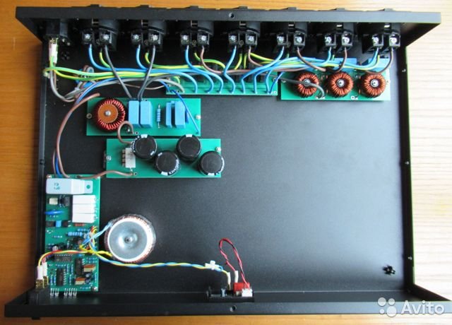 PS Audio UPC-200. PS Audio UPC-200 Power Center. PS Audio UPC-200 - 25к. Einstein Octopus дистрибьютор питания.